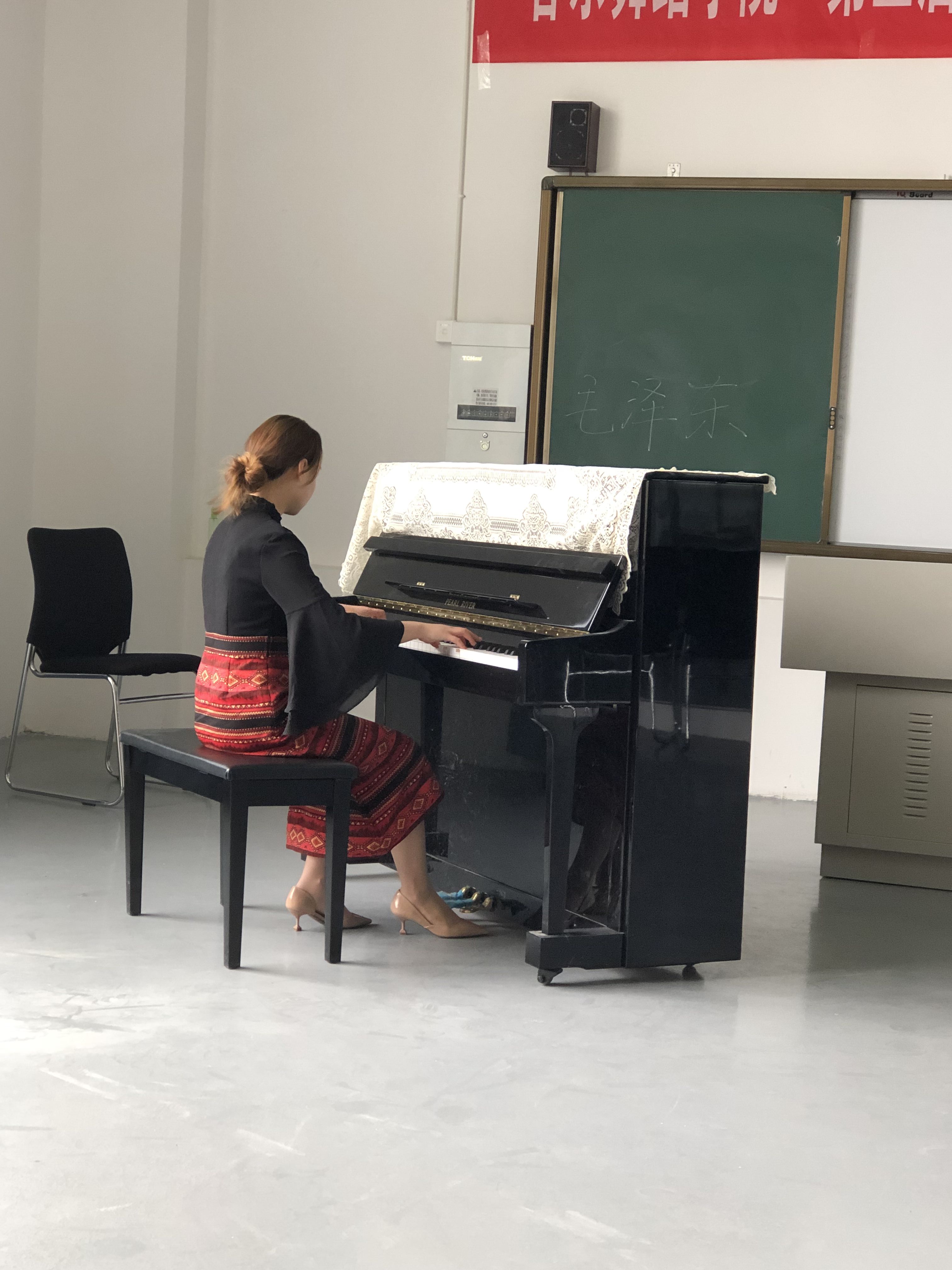 第三届音乐教育专业技能大赛--钢琴赛场选手再展风采