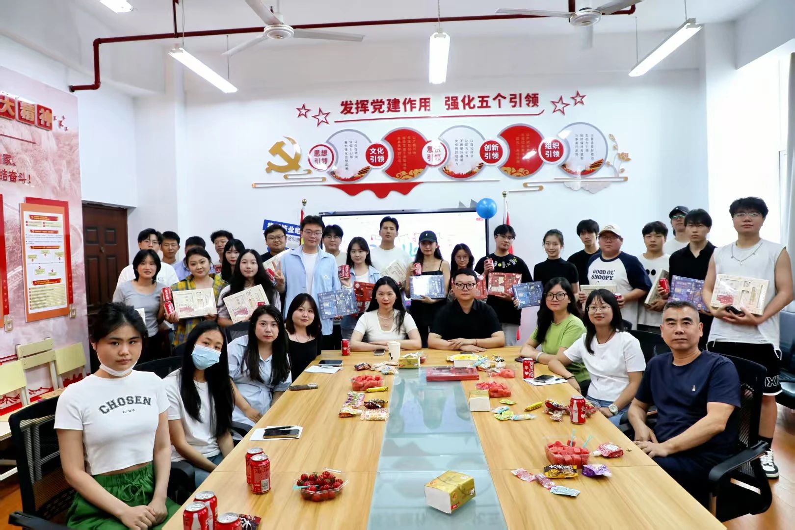 共话成长心声 赋能毕业新篇——音乐舞蹈学院2025届毕业生座谈会圆满举行